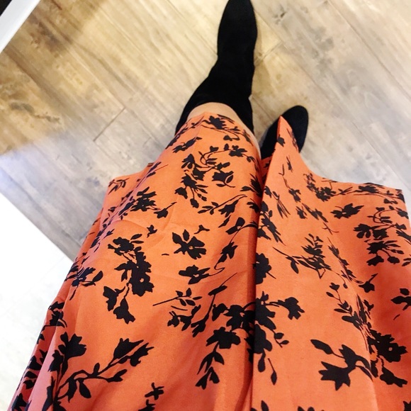 The Autumn dress - Picture 4 of 4